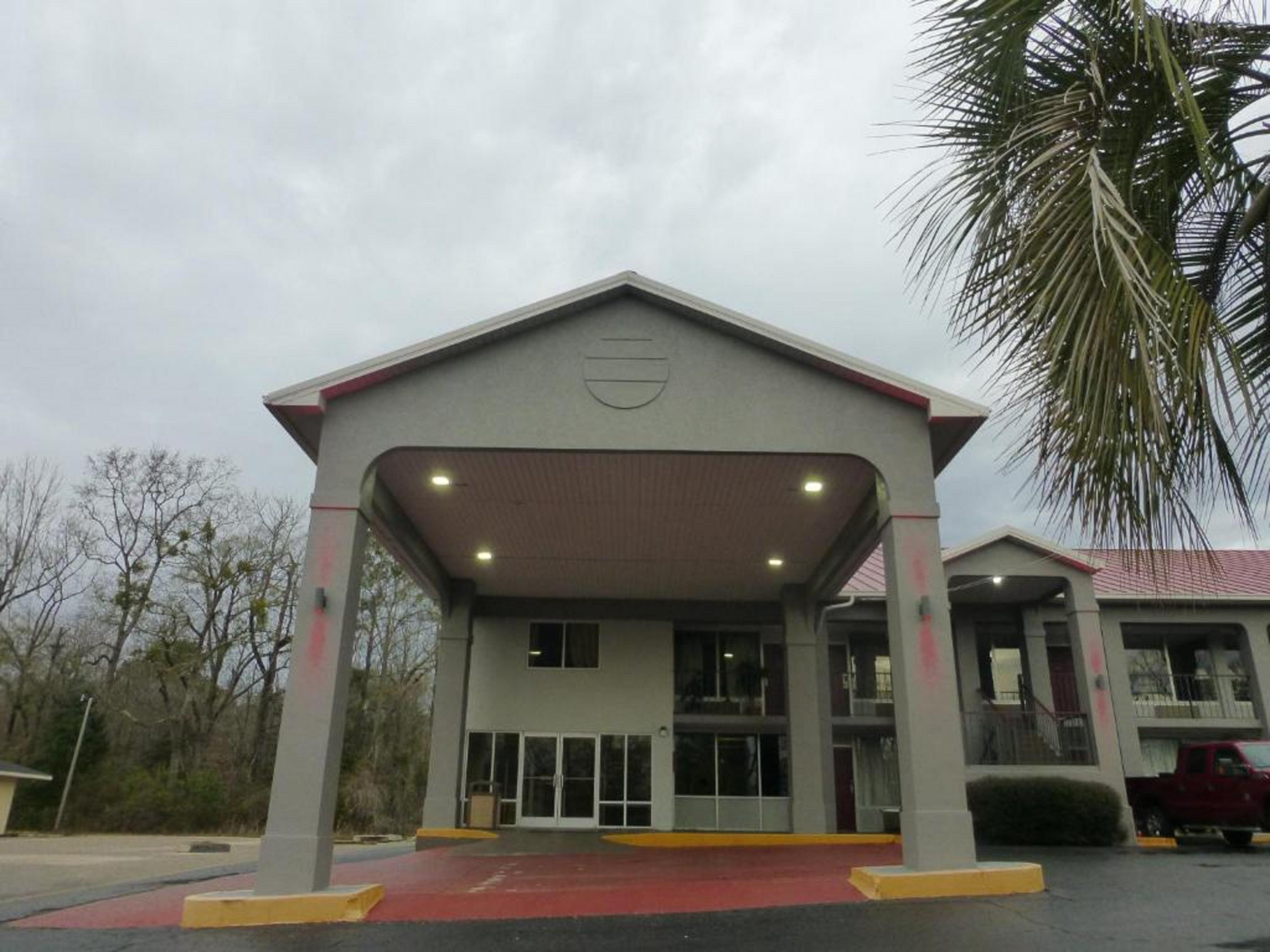 Red Roof Inn Evergreen Exterior foto